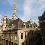 Grand Place Apartments 4